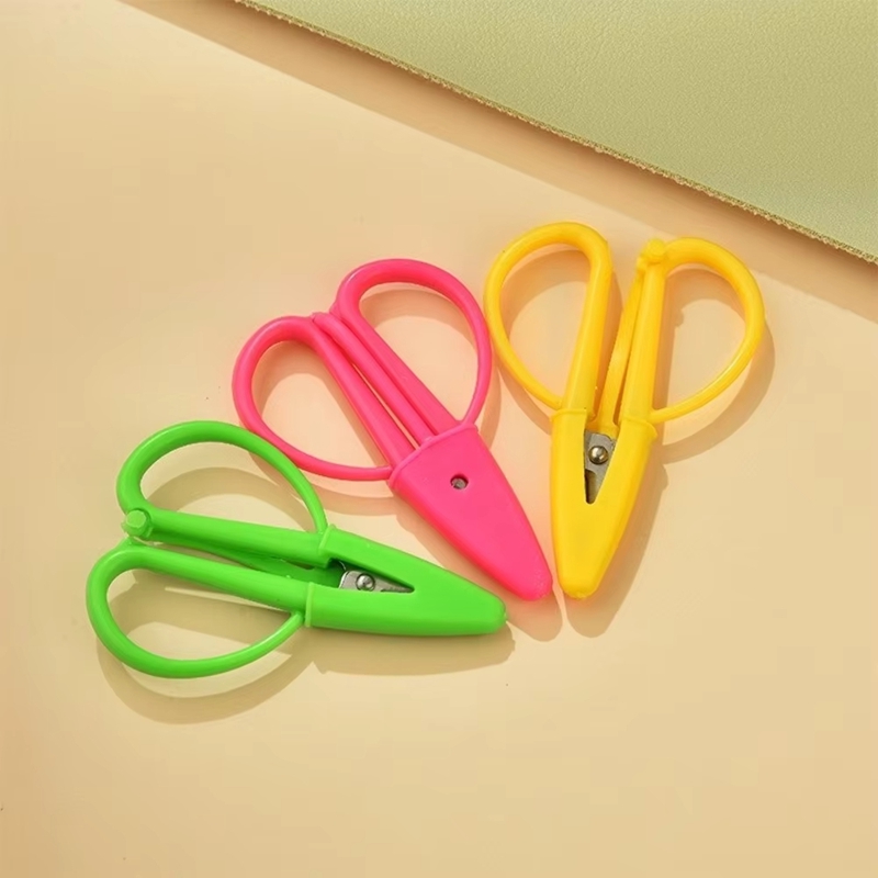 Scissors Stainless Craft - مقص صغير محمول مع غطاء، مقص